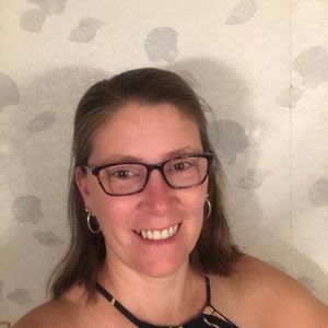 Meet your Posher, Michele